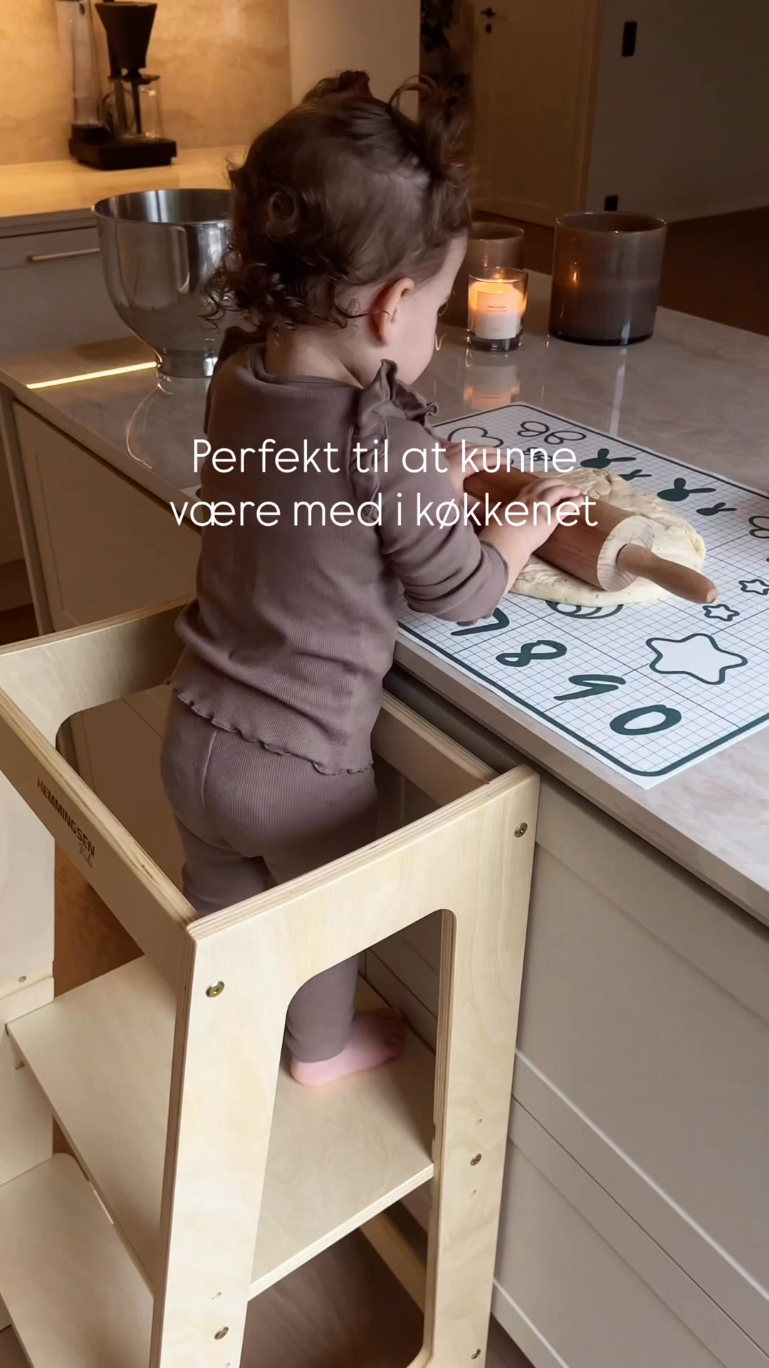 Med i køkkenet