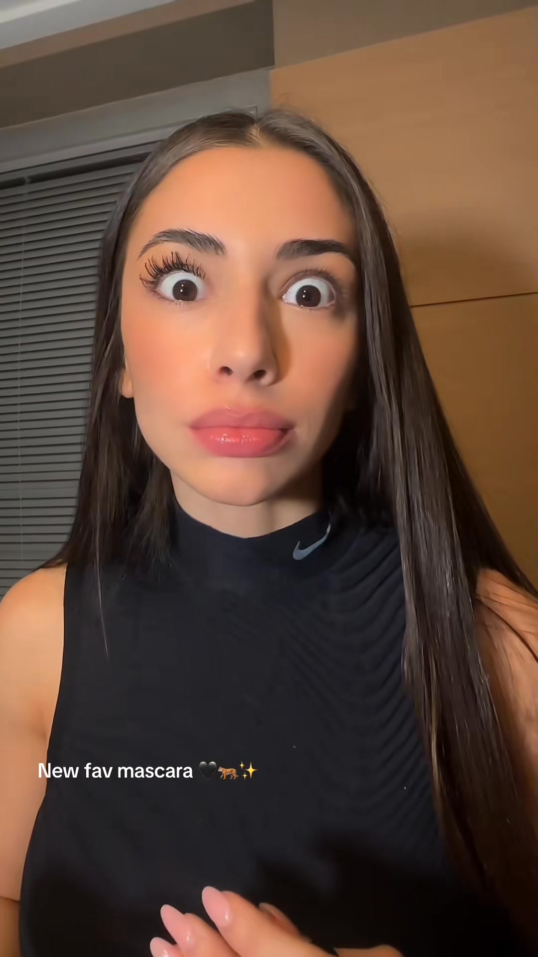 Super Glam Mascara by Emmanouela Cosmetics