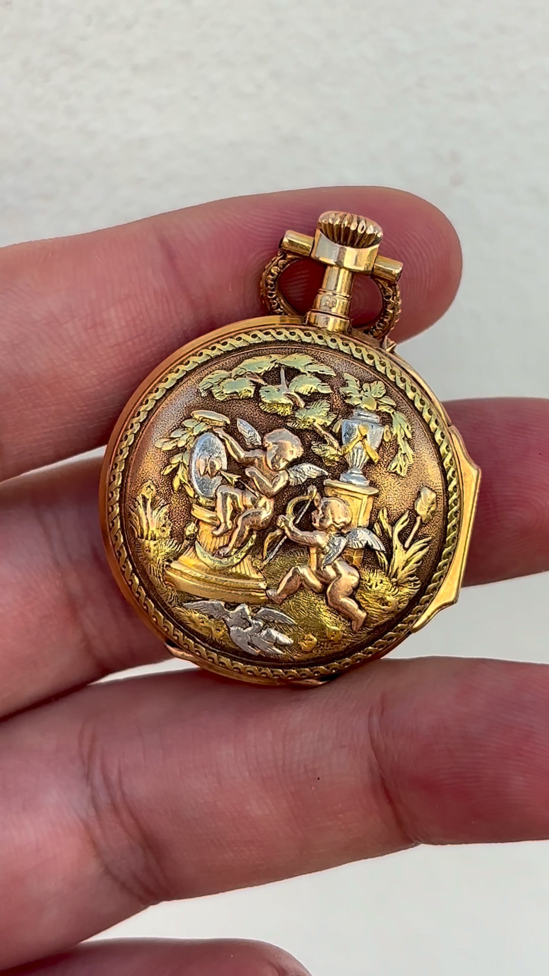 Exquisite Relief-covered Vintage Gold Pocket Watch