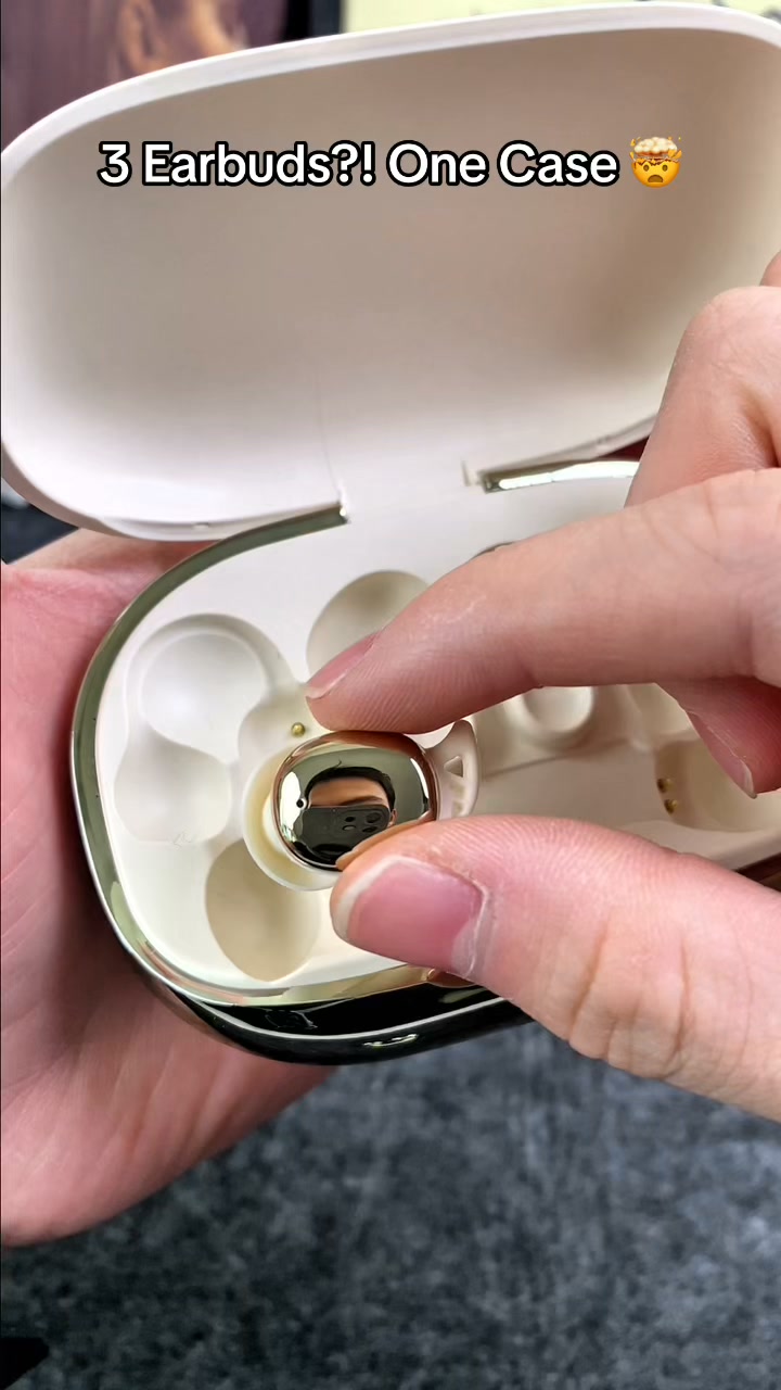 Get Three Pairs in One Case