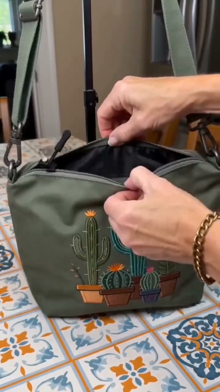Universal Zipper Repair Tool | Instant Fix for Broken Zippers