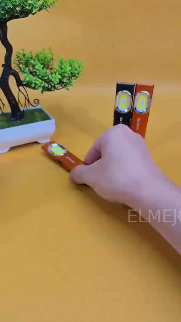 No More Holding Flashlights While WorkingMagnetic Work Light