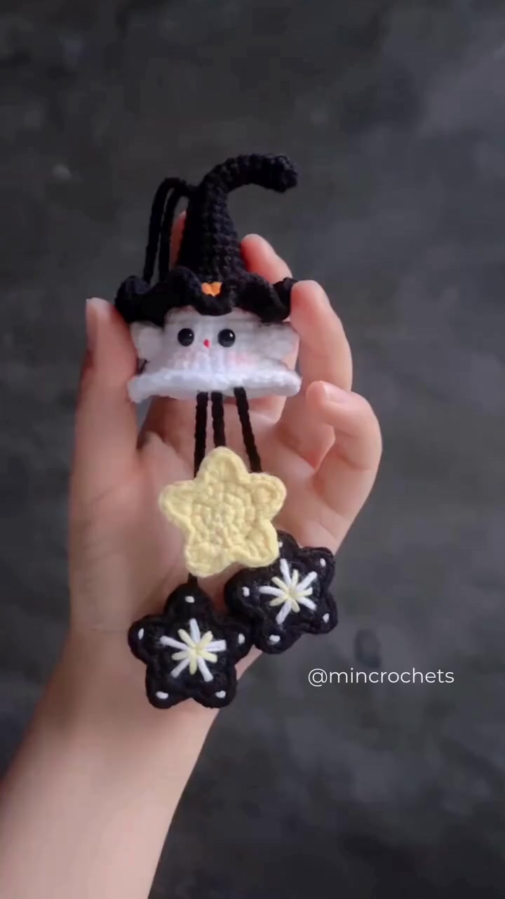 crochet your halloween bffs