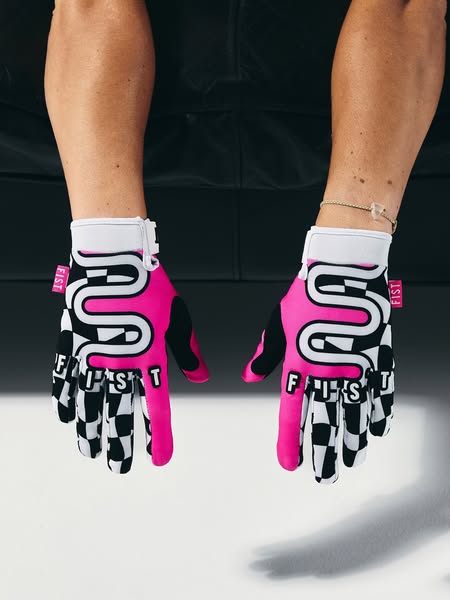 Ellie Chew 'Chewnique' Gloves