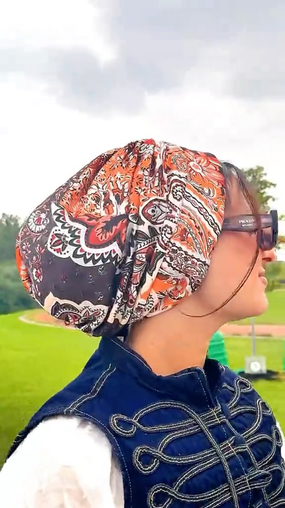 Anúncio de Turban Couture