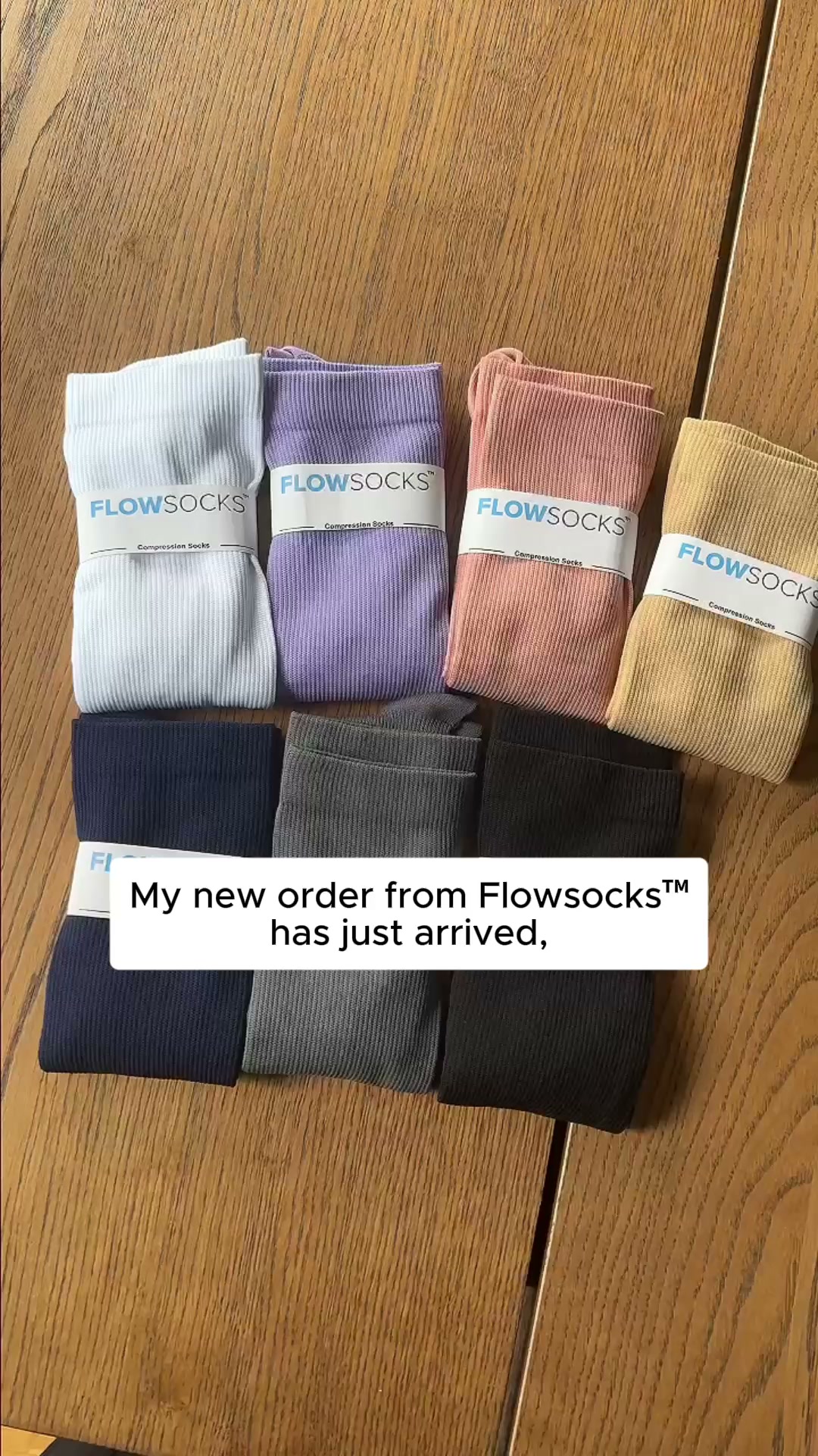 Tired of swollen, aching legs? FlowSocks™ offers the perfect solution with ease! 4.8/5