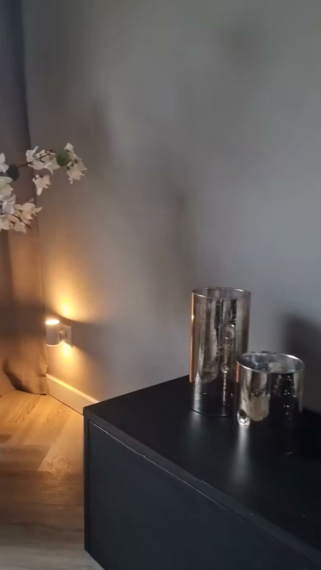 Koop 1 en krijg de tweede NightGlow lamp GRATIS!