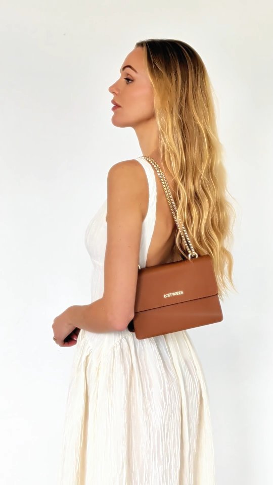 Handbags made from plants, not plastic