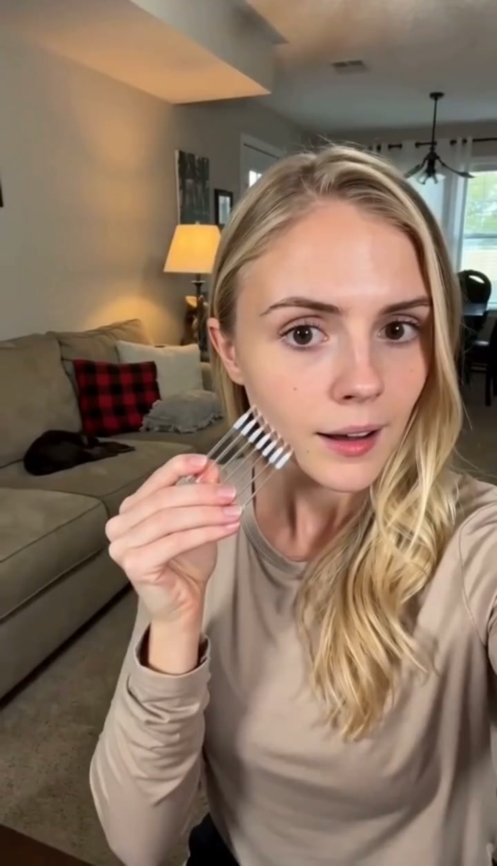Ear cleanner Sticky Pick