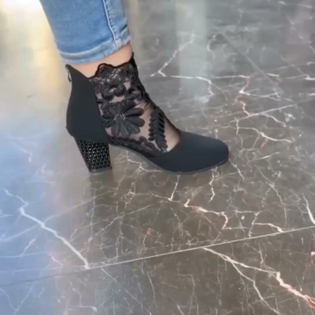 Wide Toe Comfort Heels · £44.95