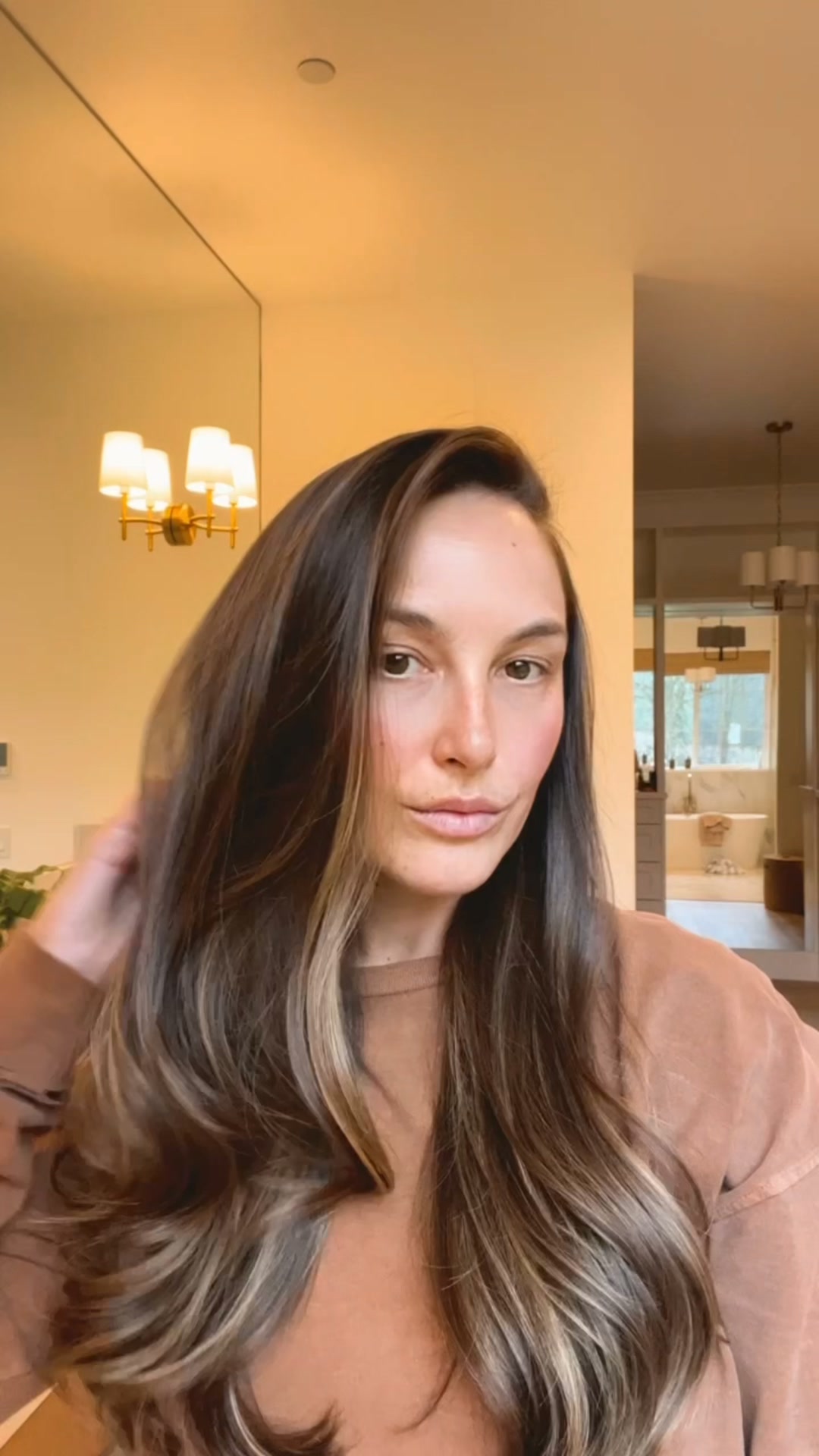 An Organic Shine Spray for Hair? Yes, please!!