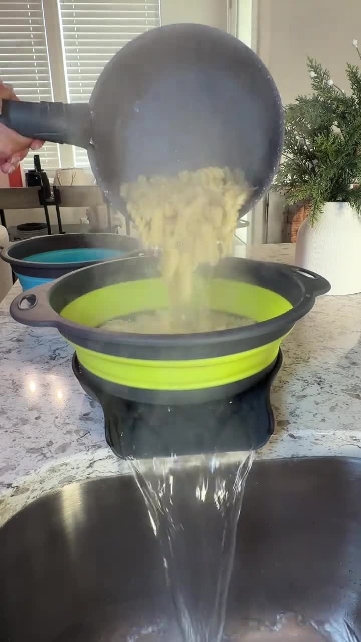 Sakerplus Collapsible Silicone Kitchen Strainer Set