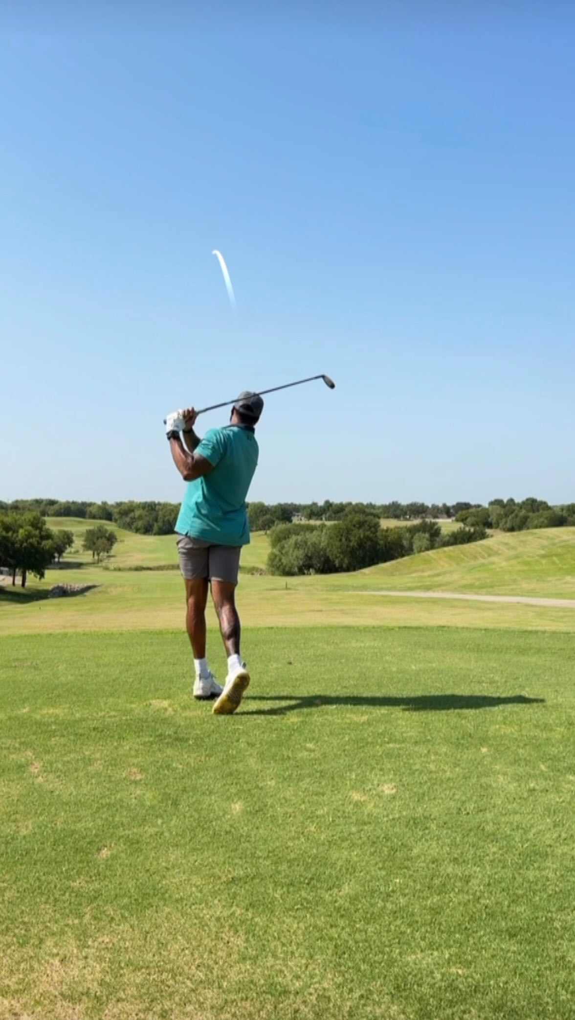 Anúncio de Divot Dudes Golf