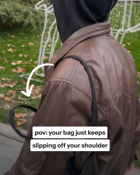 Crossbody. Refined.