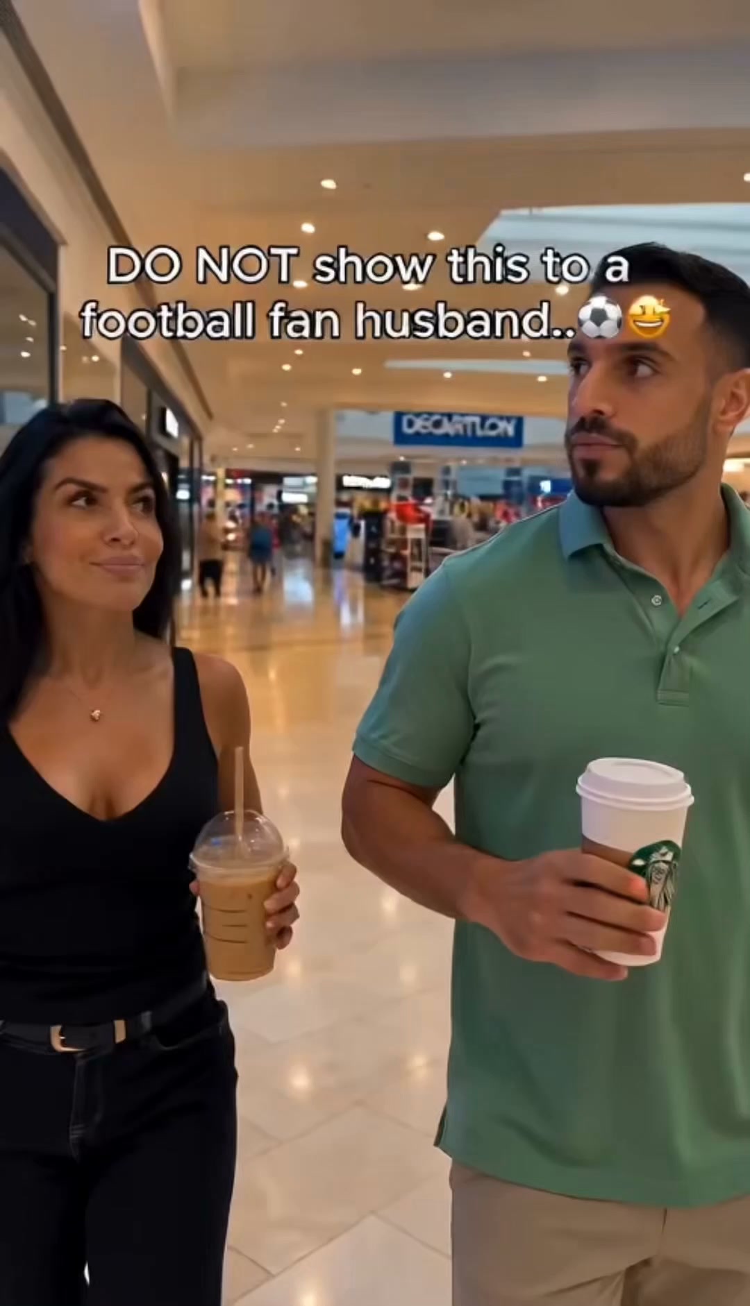 Anúncio de Trophy & Pigskin Nation