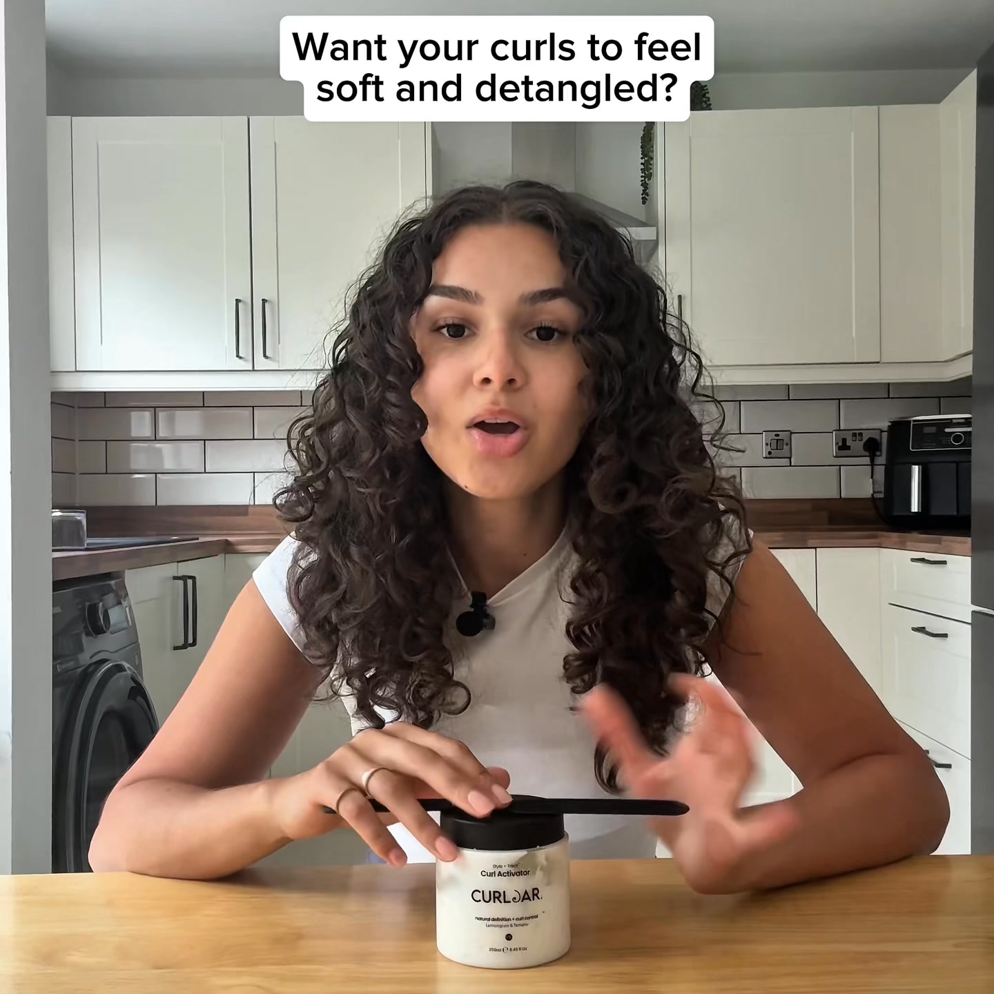 Your whole curl routine. In one scoop.