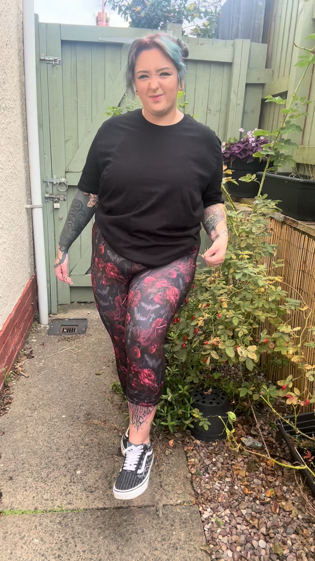 Shop our size 18-32 leggings with 20% off: SEP20