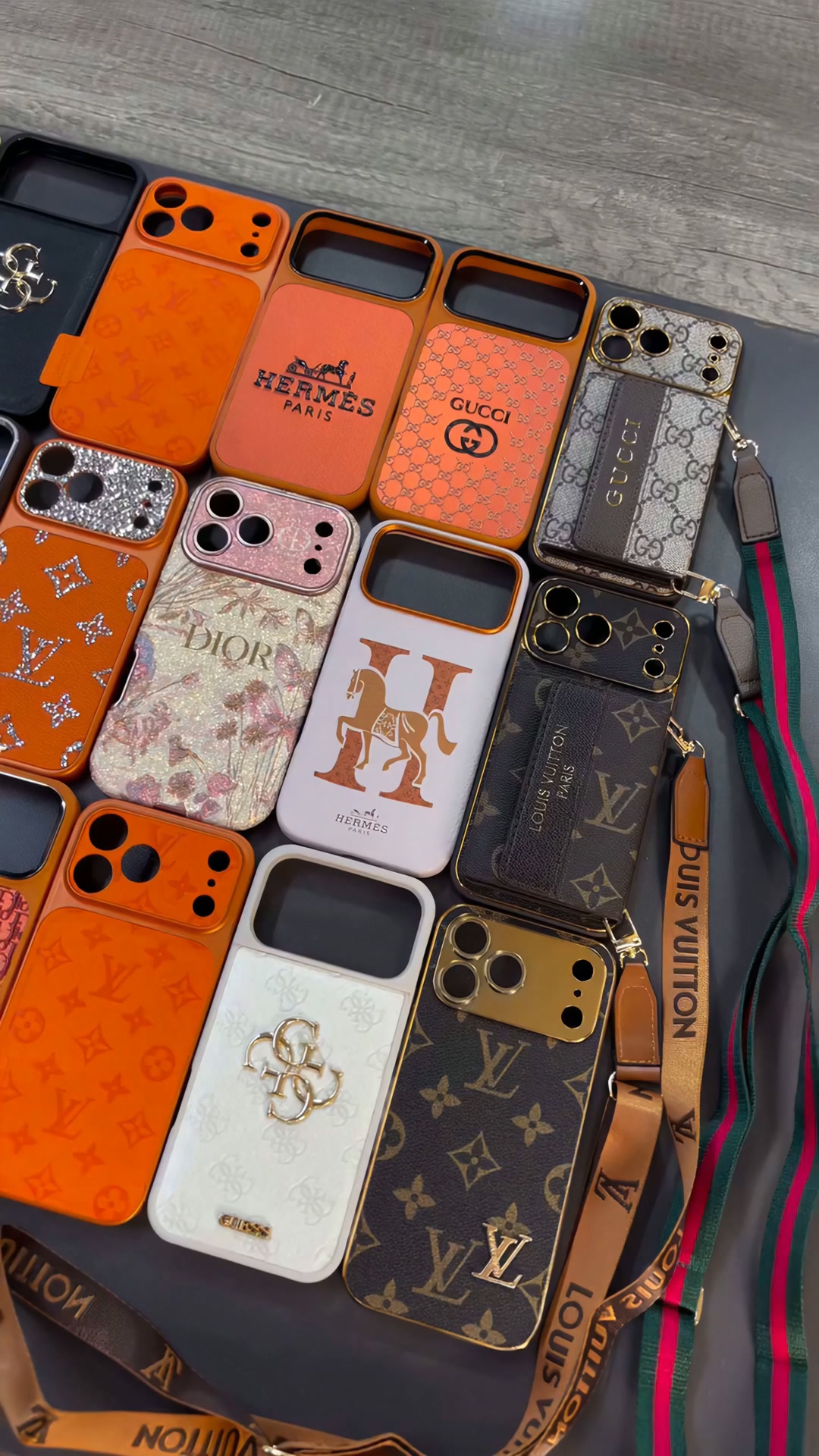 iPhone 17 - Camera Bar Armor Case