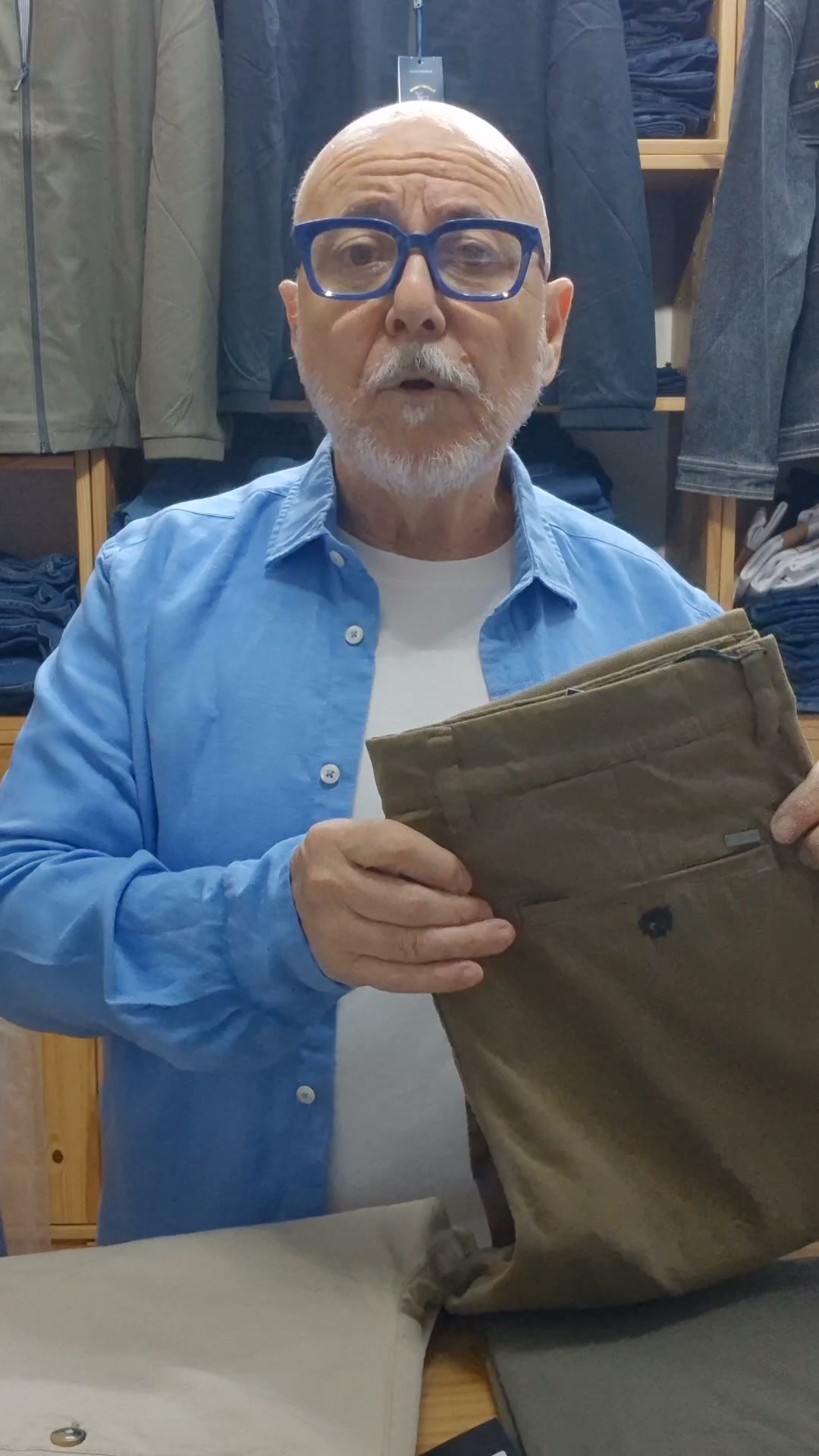 Pantalones casuales chinos elásticos de tiro alto