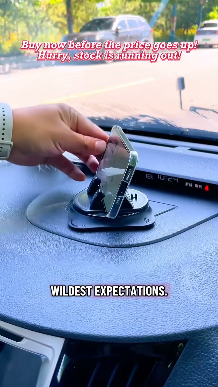Car phone holder 360 degree rotation, suitablefor car navigation in-car dashboard
