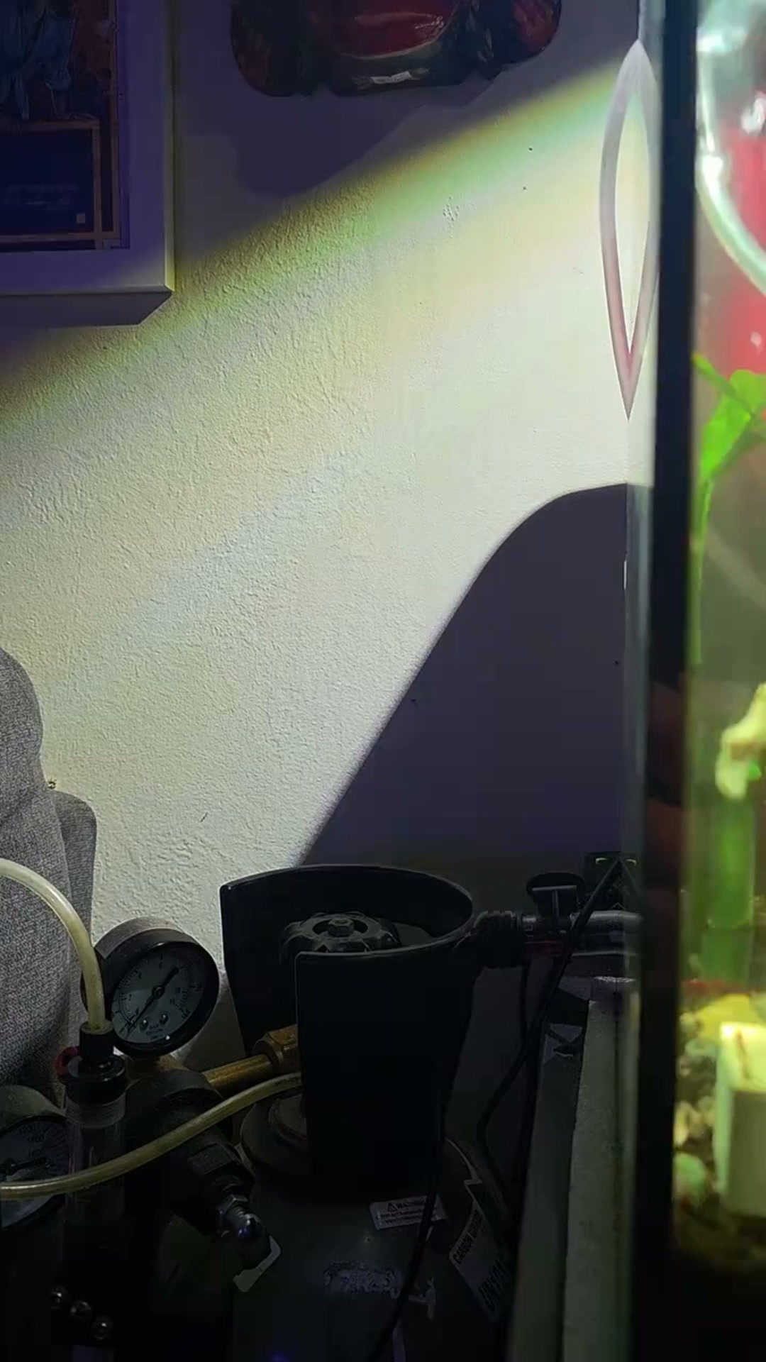 Dancing Skeleton Aquarium Bubbler