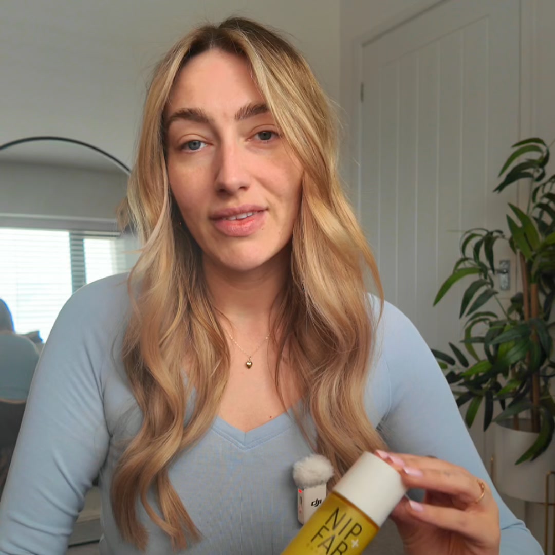 Clinically proven to decrease skin dryness by 50% in 8 weeks*