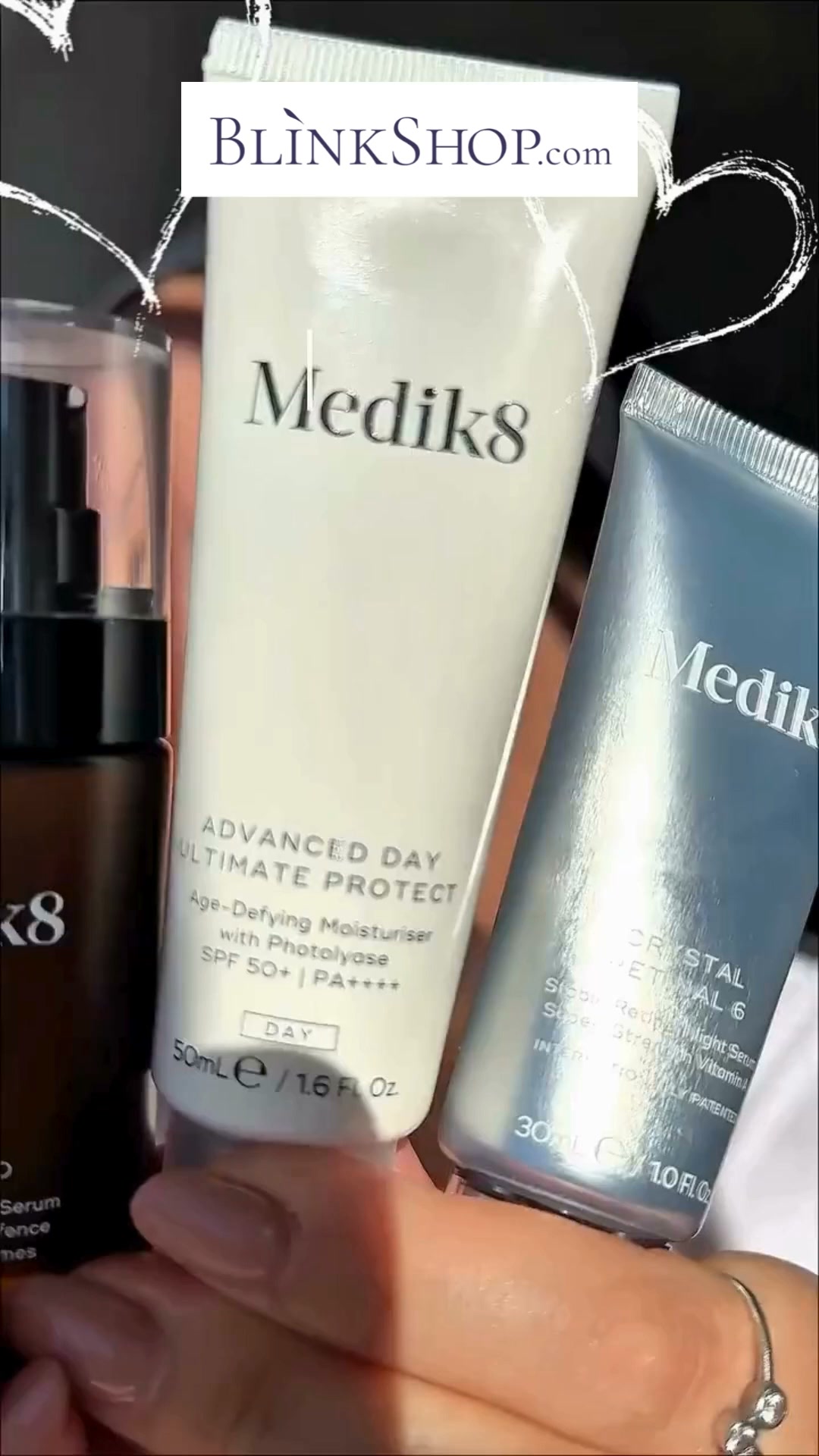 Medik8 com até -30%.