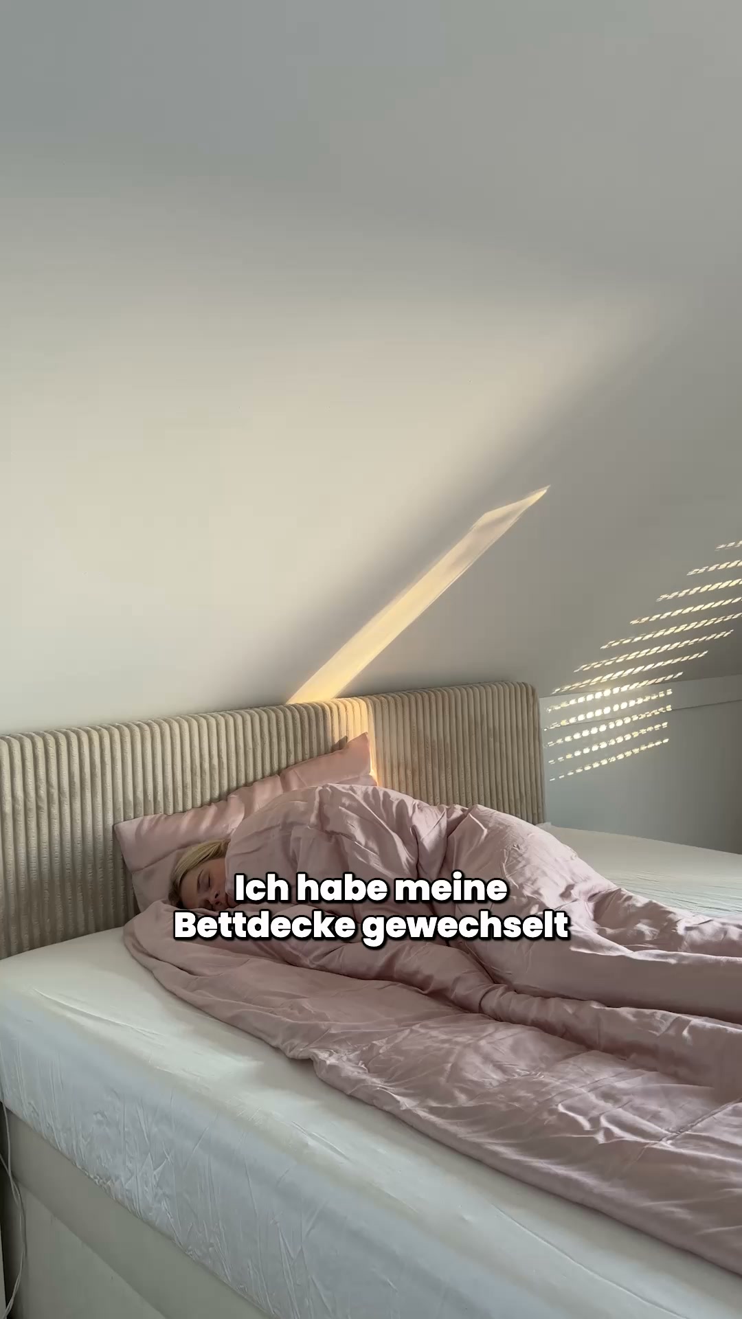 Die Gewichtsdecke, die Gewicht mit dem Komfort einer kuscheligen Hoteldecke kombiniert.