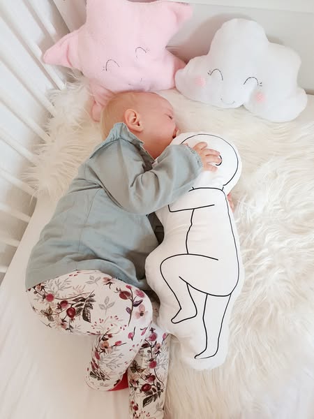 Dein Baby als Kissen