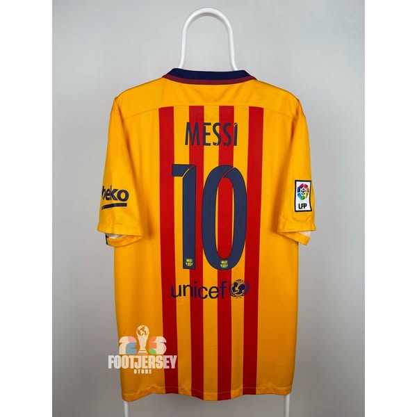 Lionel Messi - FC Barcelona 2015/16 away shirt Every Era of The GOAT