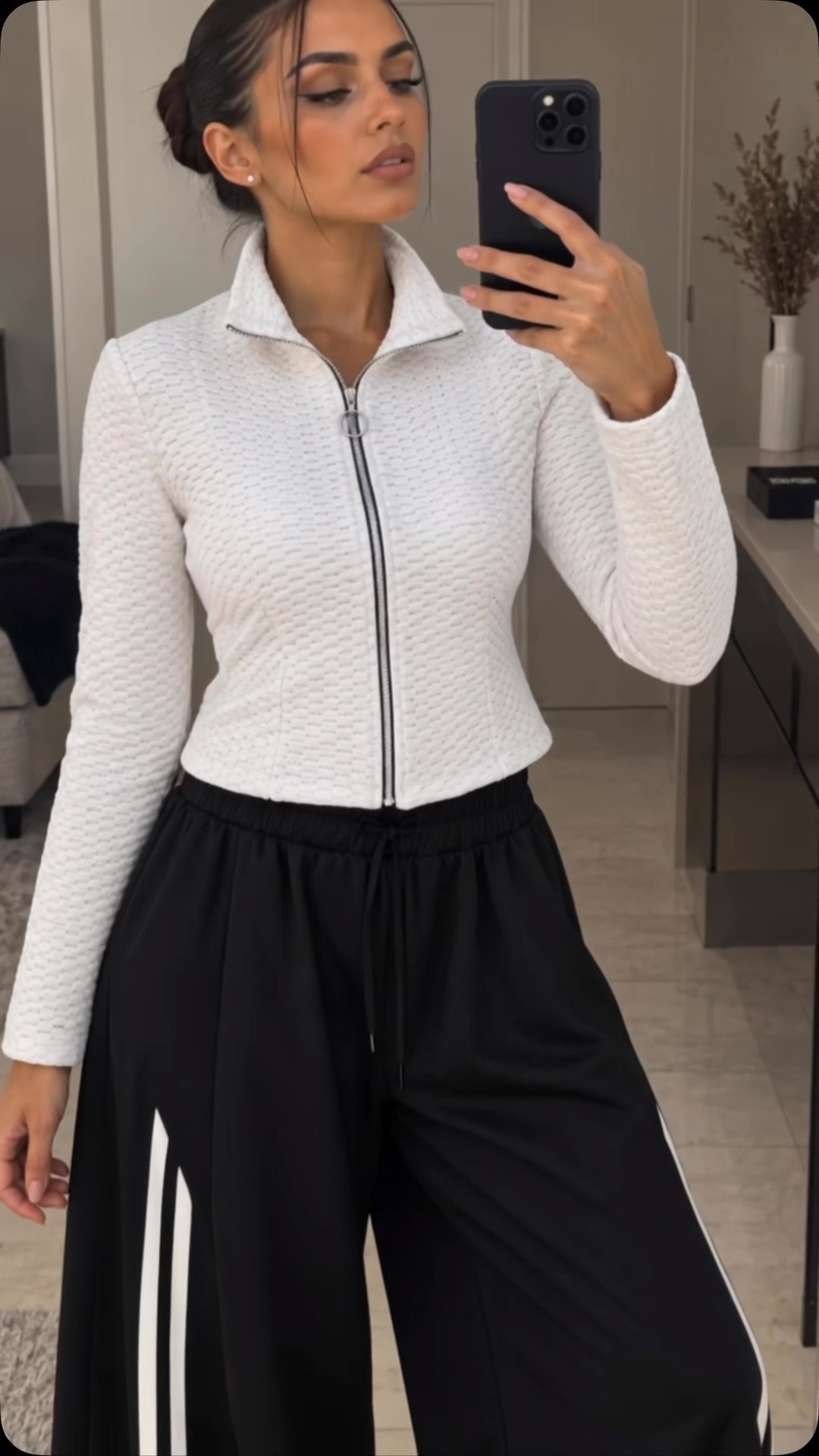 Anúncio de Joy Milano