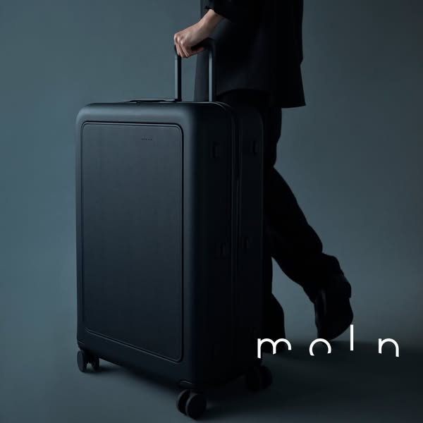 moln｜"Bag-like" Suitcases