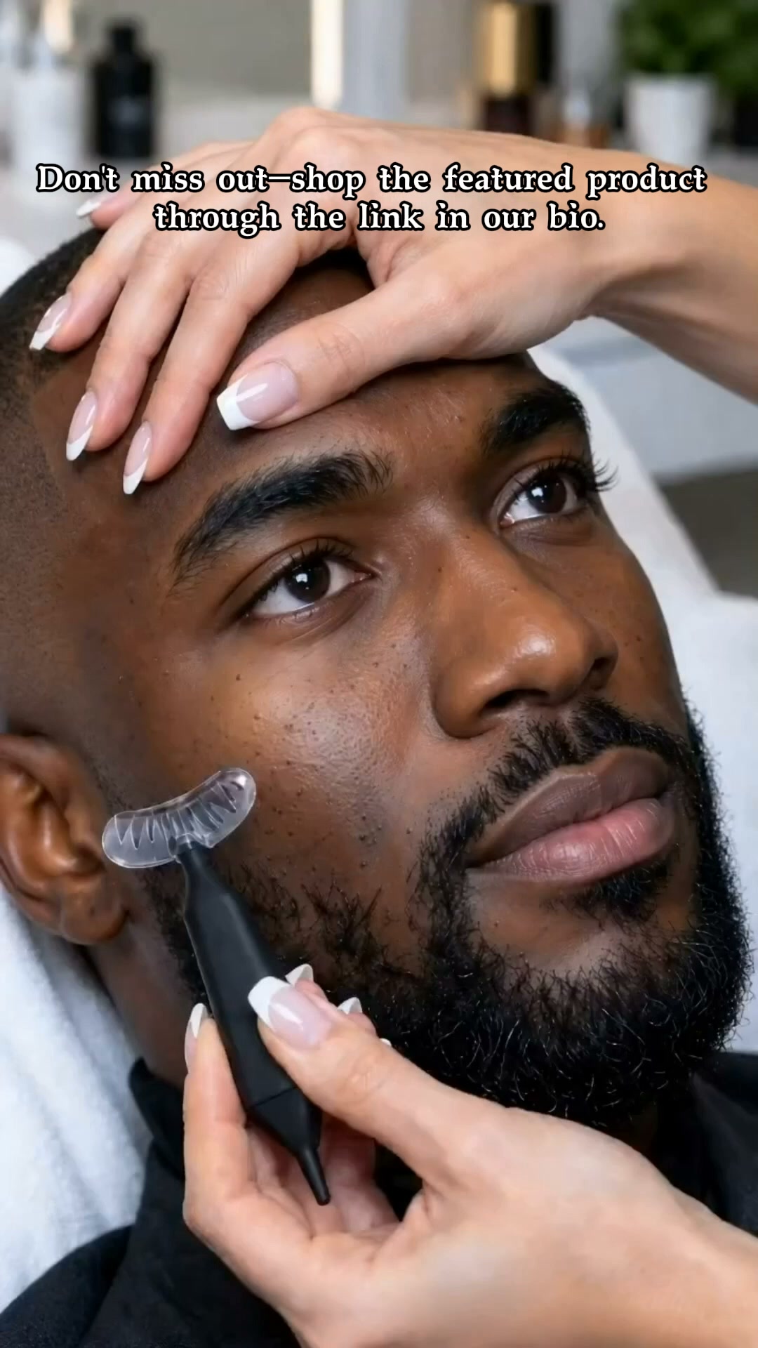 Zero skill needed — if you can dip and stamp, you can nail your lash game.