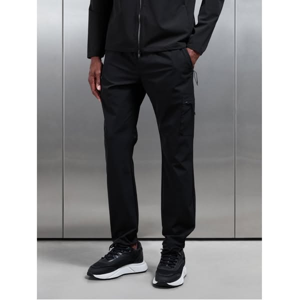 Active Technical Cargo Pant in Black