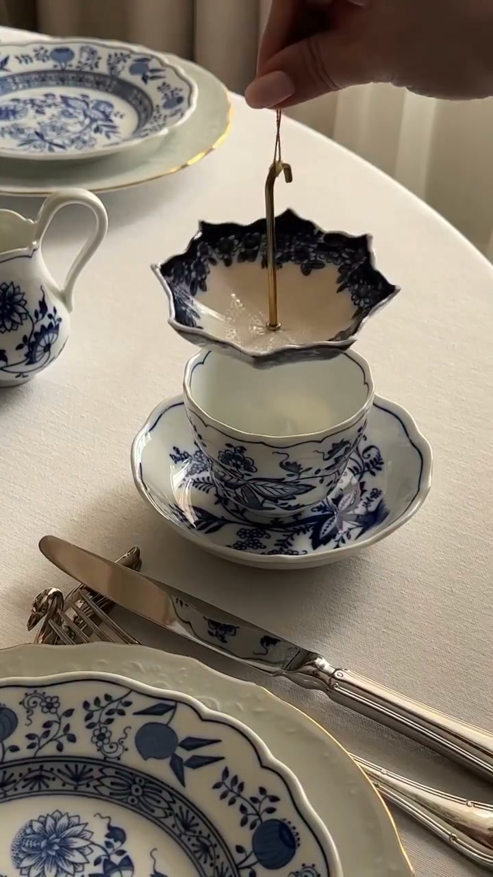 Ceramic Umbrella-Shaped Tea Filter, Tea Table Ornament, Rotating Tea Filter