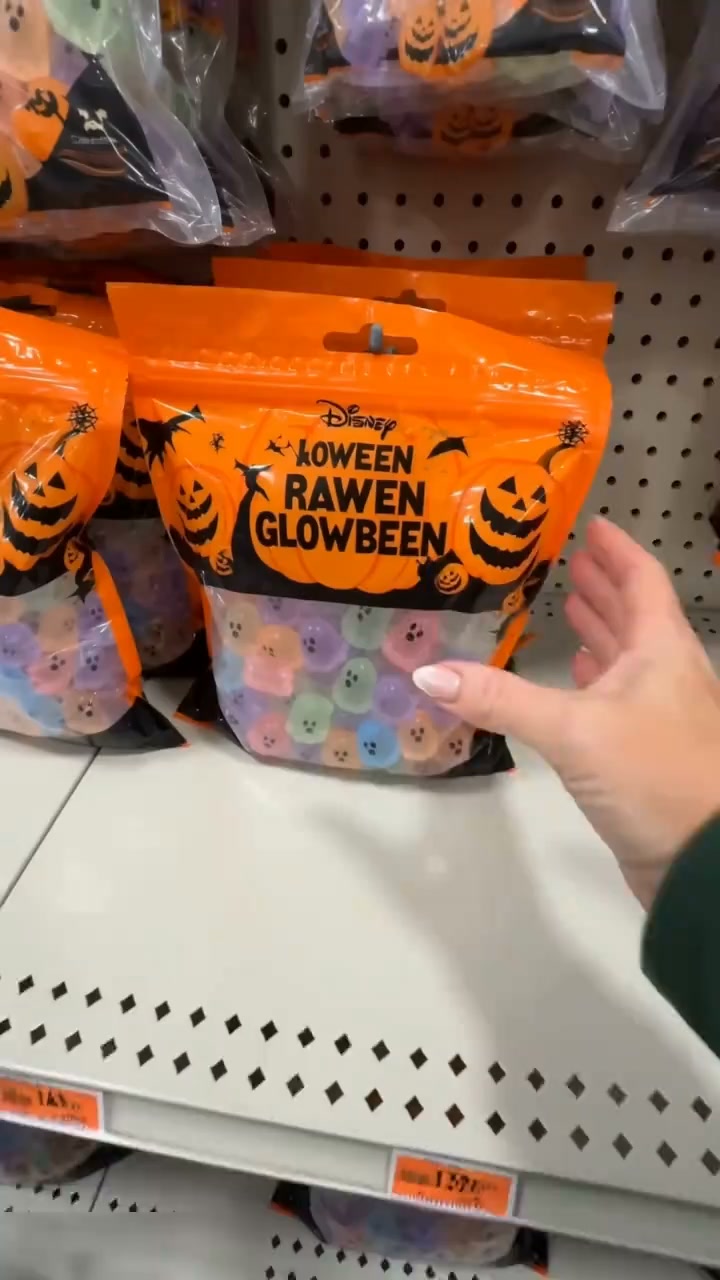 Glow In Dark Cute Ghost Bead Set
