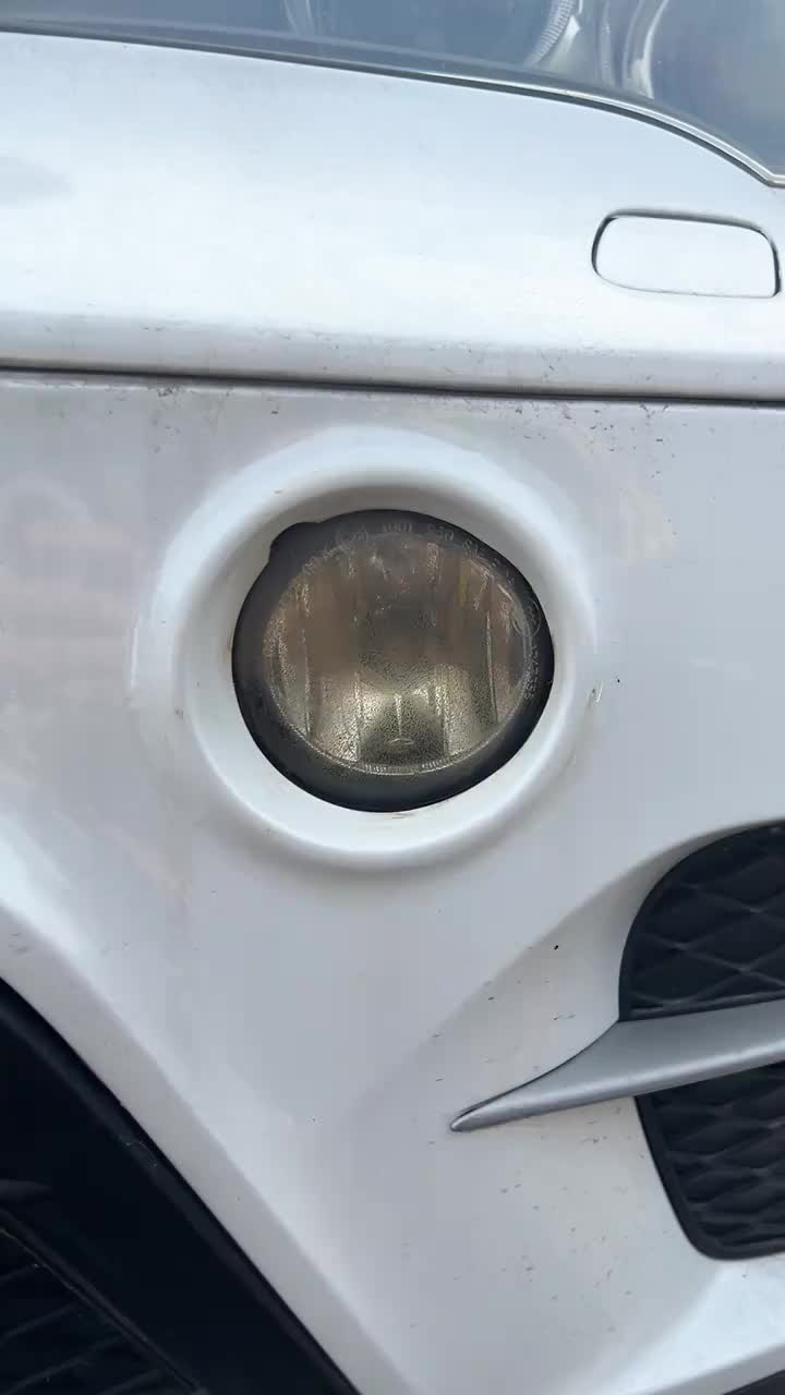 Headlight Restoration Polish