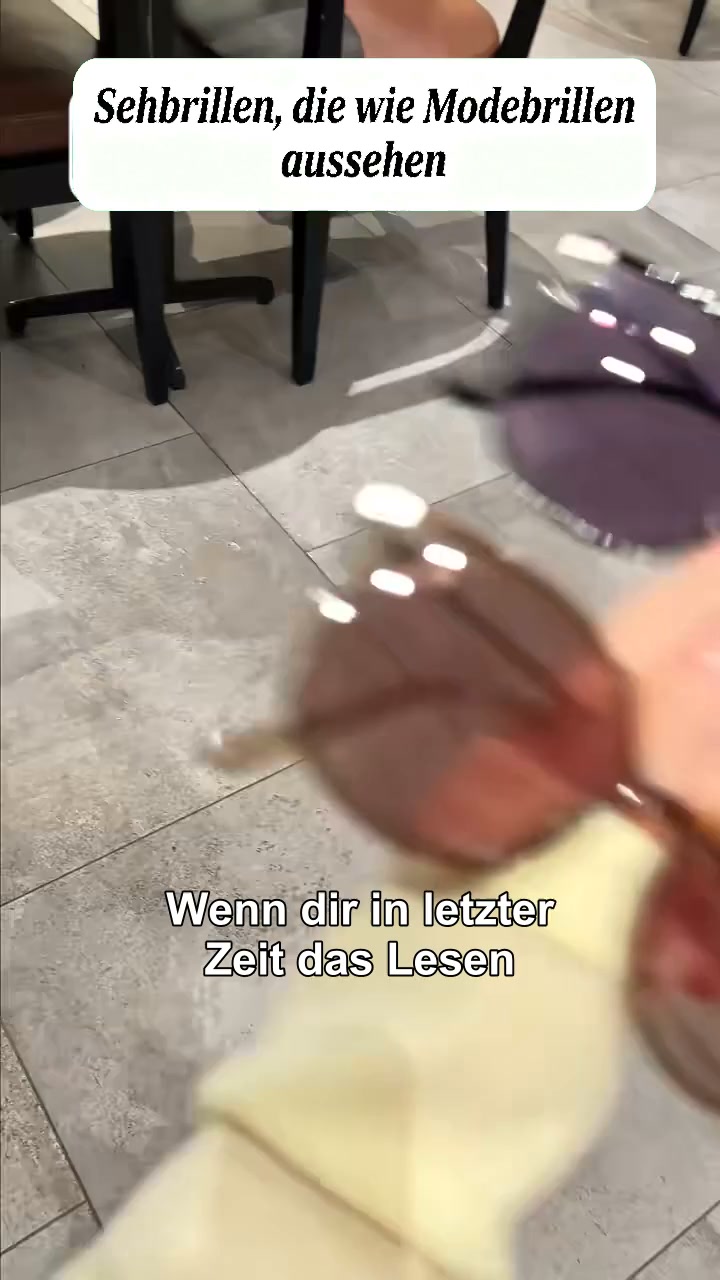 Lesebrille? Sieht eher nach deiner neuen Lieblingsbrille aus.