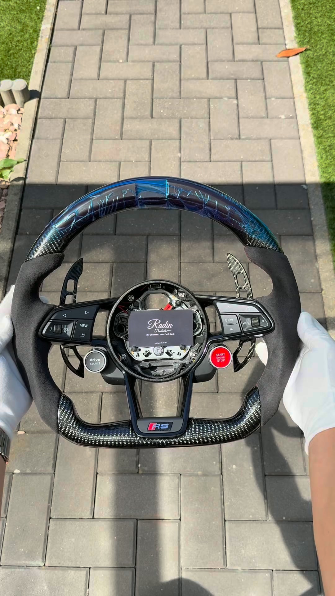 Carbon-Sportlenkrad für Audi R8