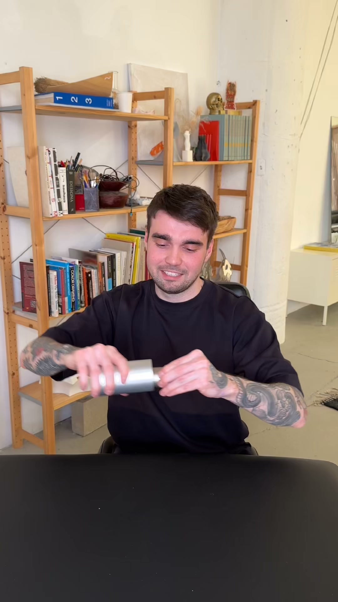 Wireless pen with six strokes