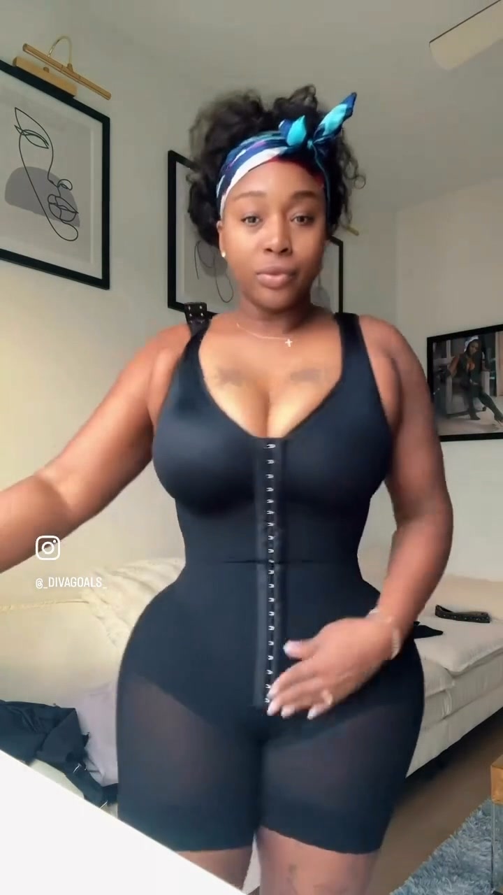 Anúncio de Curvy-faja