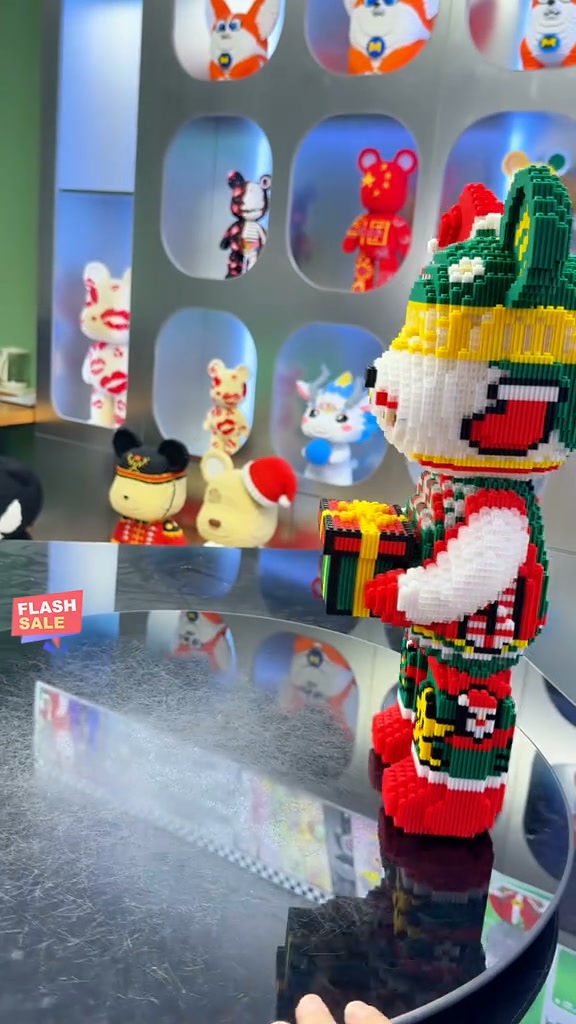 Son cadeau de Noël vous attend