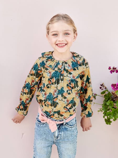 DIAS SEM IVA + ENVIO GRÁTIS | Blusa estampada às flores, para menina verde-água