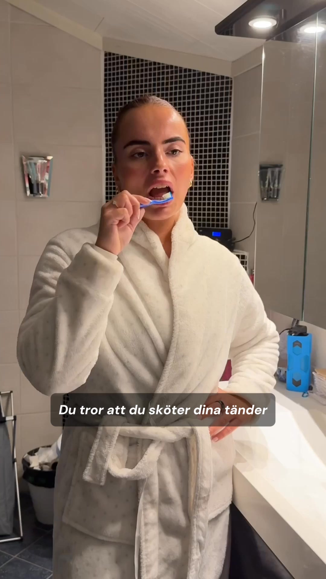 STOPP. Det finns ett smartare sätt att borsta tänderna.