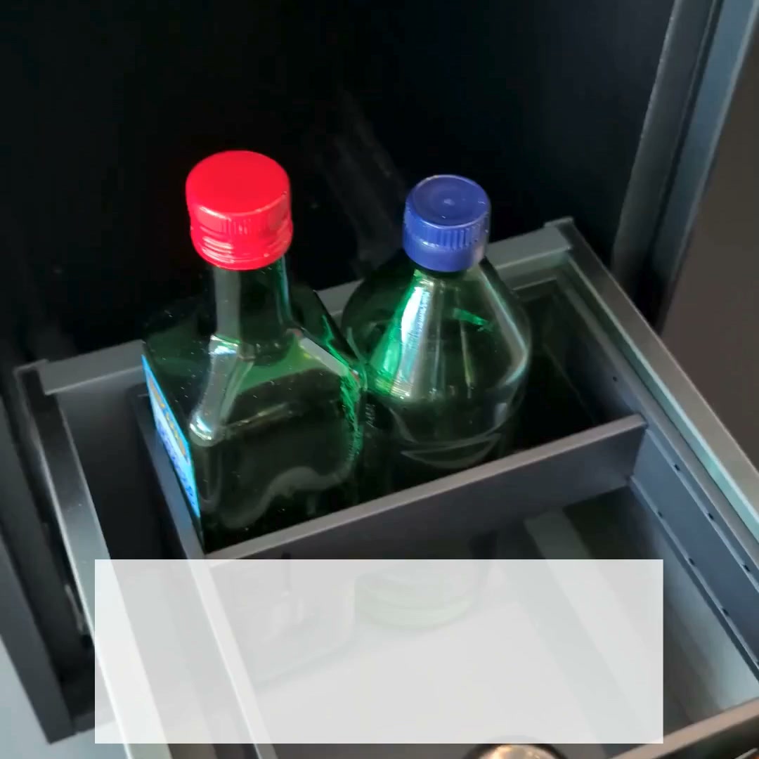 Organisation system for the bottle drawer