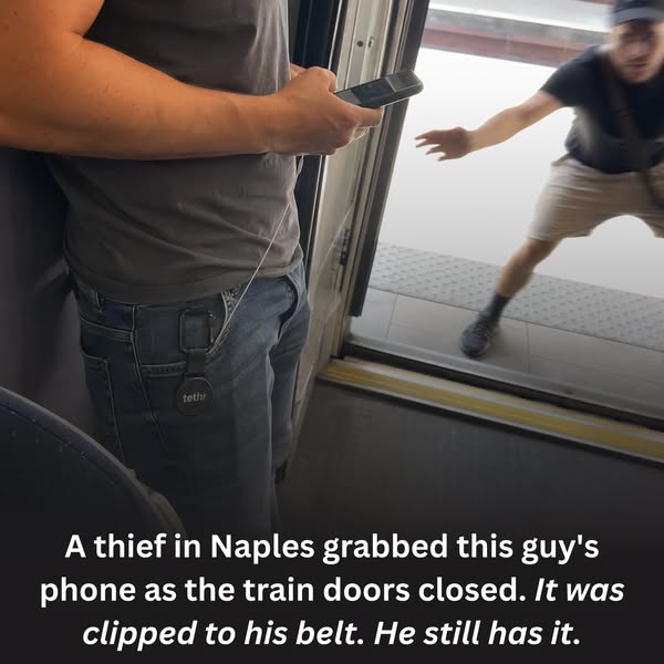 The door trick only works if the phone comes loose.