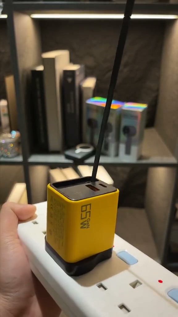 Only 1 Day Left Of This Offer65W Fast Charging Phone Charger Block with Retractable 80cm Type-C Cable