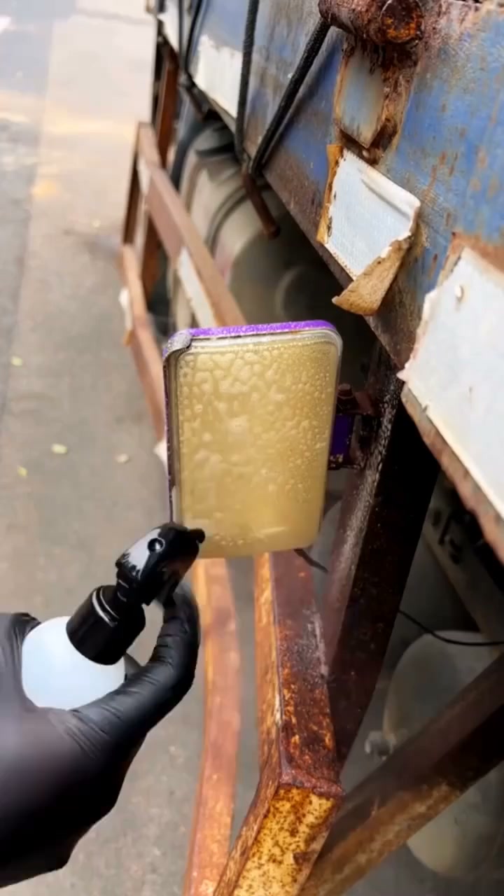 Anúncio de Typicalgact
