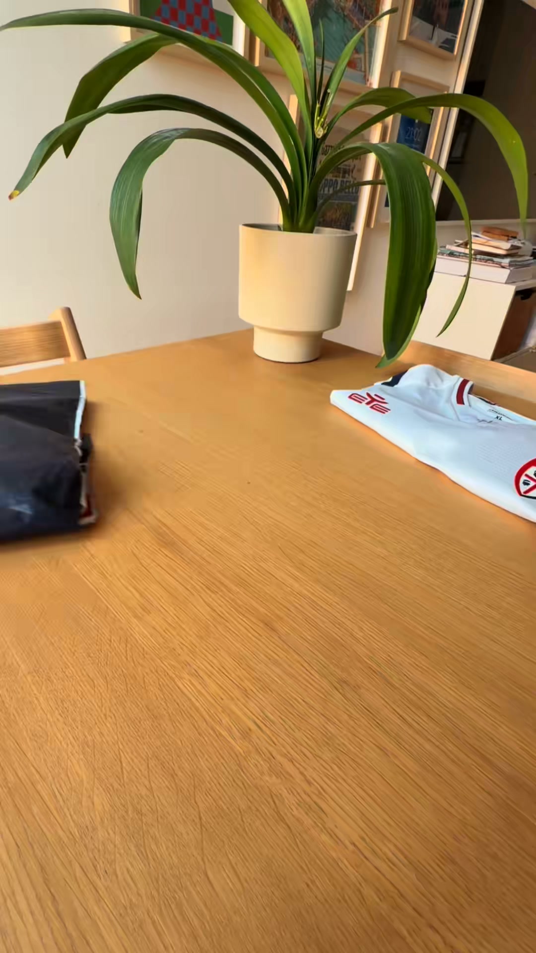 Nuovissime maglie da campionato! Disponibili presso tutti i club, pagamento con carta di credito accettato, con tassi più vantaggiosi.