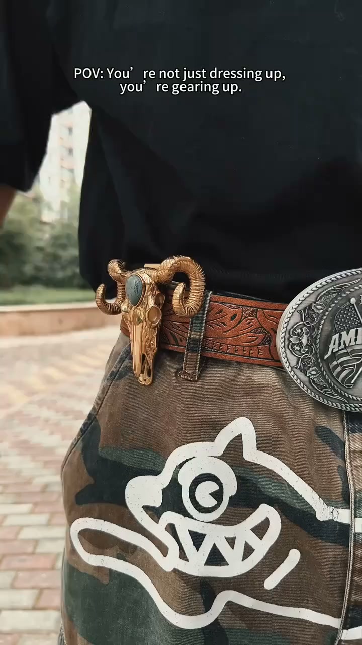 https://www.temptrare.com/products/western-skull-pendant-necklace-belt-clip?fbclid=fbclid